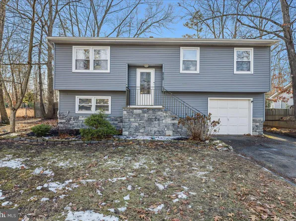 212 Florida Trl, Browns Mills, NJ 08015