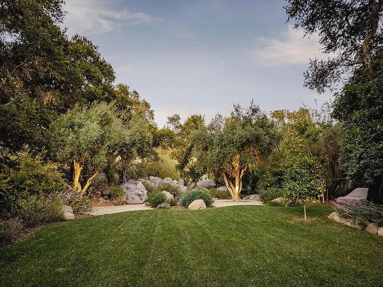 684 Ladera Ln — Photo 27
