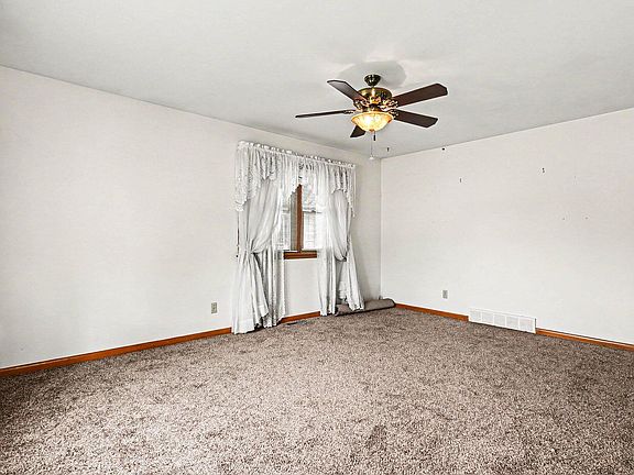 5th image of 3105 Avenue I