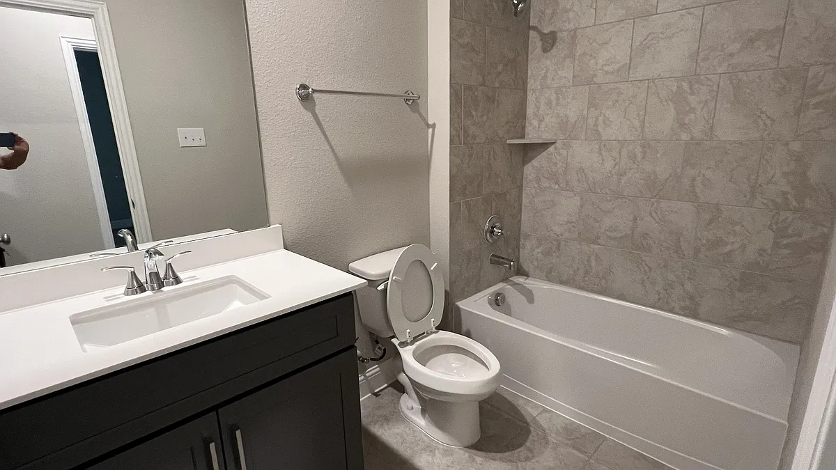 Building Photo - 725 Amalfi Way