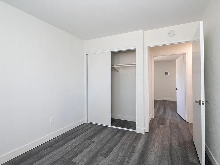 Highland View Apartments — Photo 9