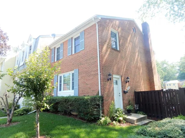 3333 Webley Ct, Annandale, VA 22003