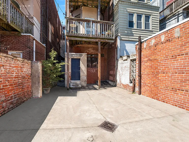 1823-1823 S Broad St #A — Photo 16