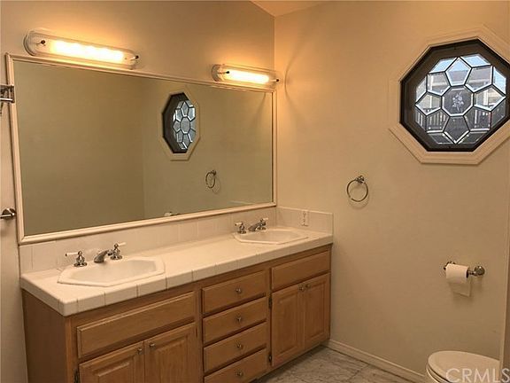 MASTER BATH WITH SPA STYLE BATH