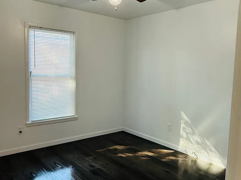 2025 N Mockingbird Ln — Photo 11