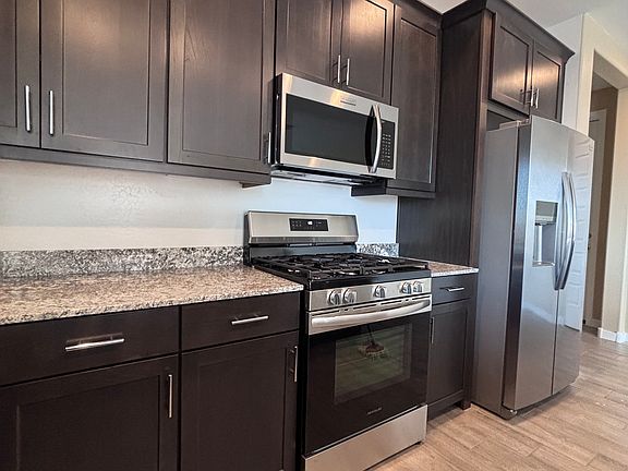 4th image of 11237 W Parkway Dr
