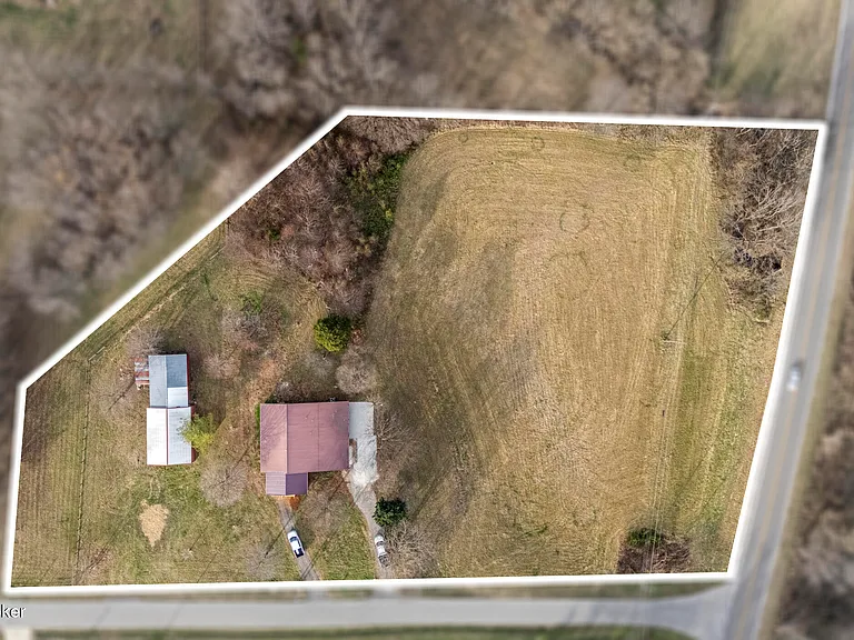 58 Riverside Ln — Photo 43