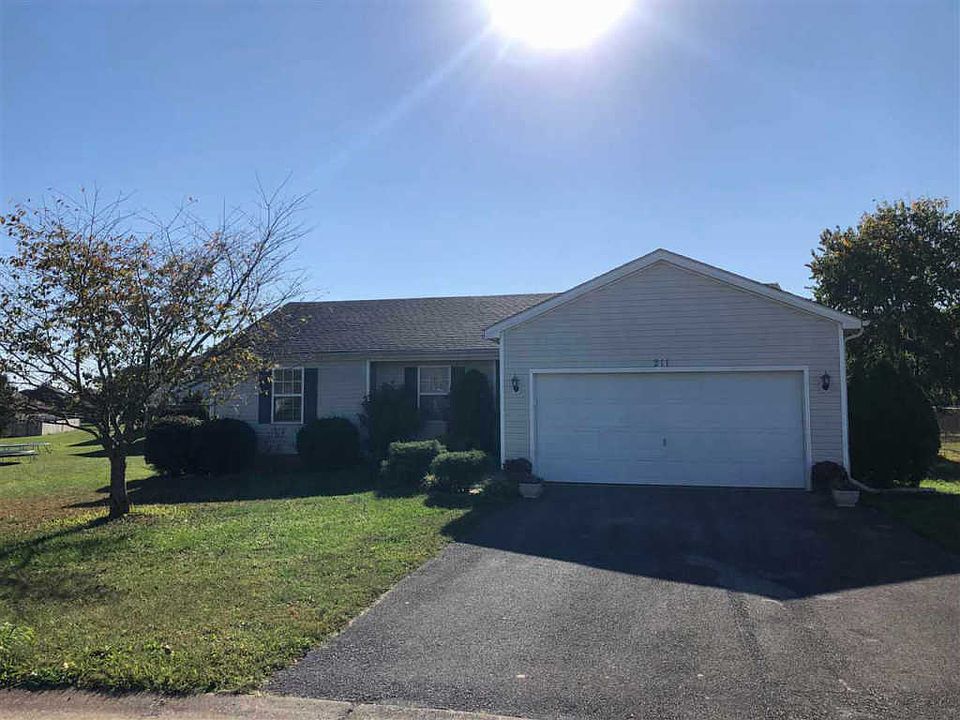 1st image of 211 Wilmington Ct