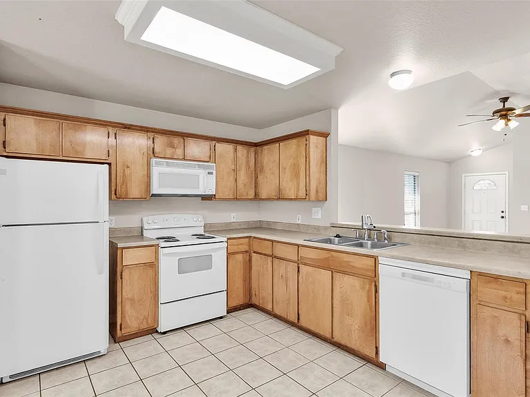 115 Bolero Way — Photo 7