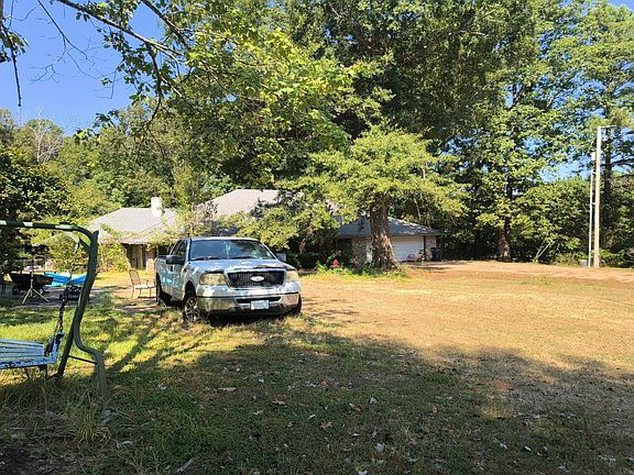 3rd image of 175 Princeton Rd