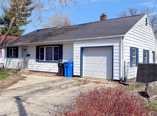 213 Dewey St, Oregon, WI 53575