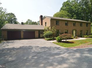 4830 Oley Turnpike Rd, Reading, PA 19606