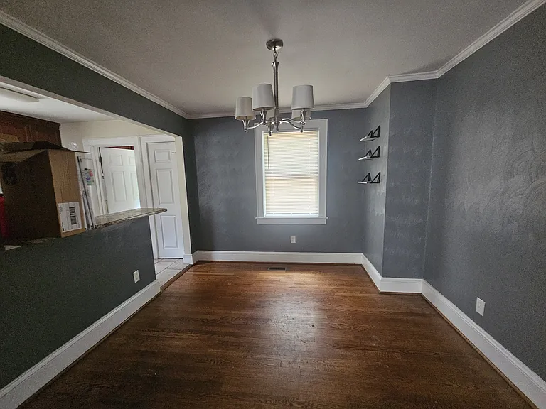 2615 Somme Ave — Photo 5