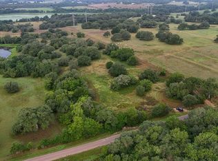 9365 Bauer Rd, Fayetteville, TX 78940