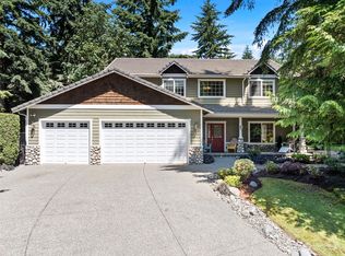 1006 NE Mount Ellinor Ct, Poulsbo, WA 98370