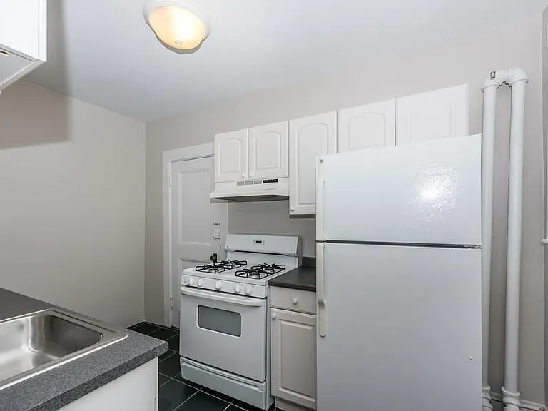 52 Garden St #40 — Photo 12