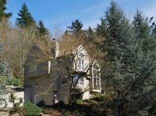 11204 S Southridge Dr, Portland, OR 97219