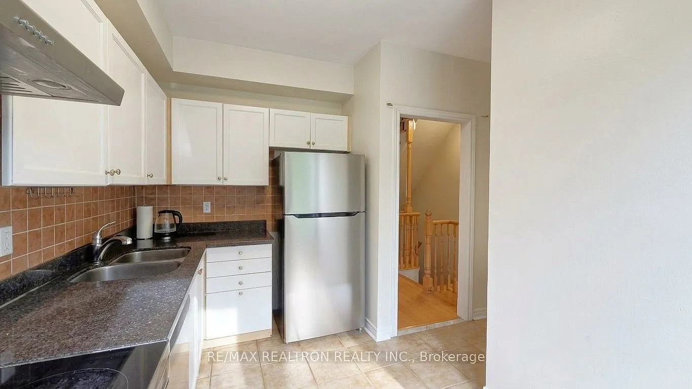 4 bed, $3,500 — Photo 4