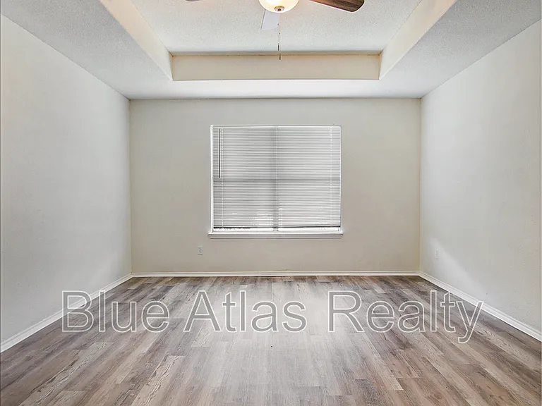 5717 Parkwood Trl — Photo 25