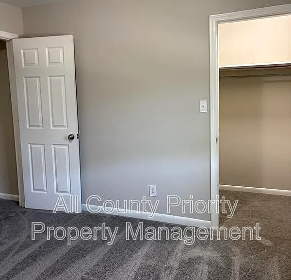 1706 Carolina St E #A — Photo 10