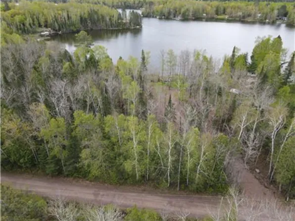 7863 E Briar Lake Dr, Duluth, MN 55803