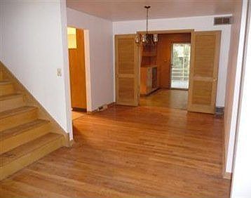 4th image of 1767 Beaconwood Ave