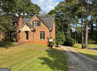 19 Sentry Oak Ct #B, Stockbridge, GA 30281