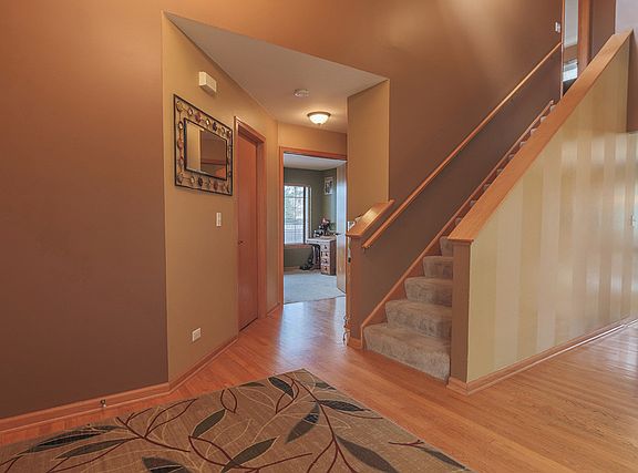 4th image of 9748 Dalton Dr