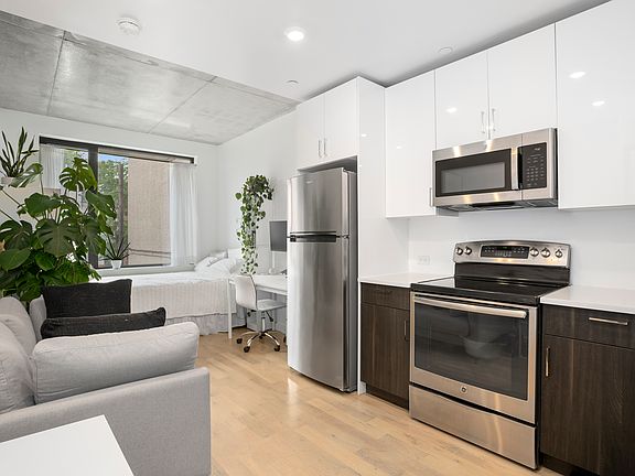 4th image of 264 Pacific St APT 3C