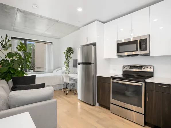 264 Pacific Street 3C image 3 of 11