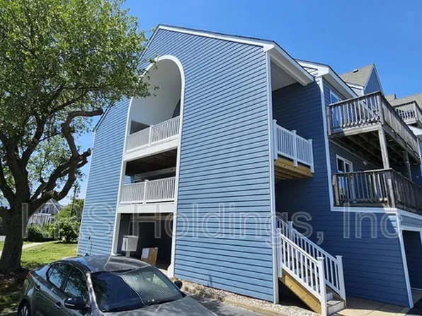 9535 Bay Front Dr APT 204, Norfolk, VA 23518