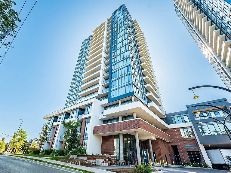 5 Wellington St S #207 — Photo 1
