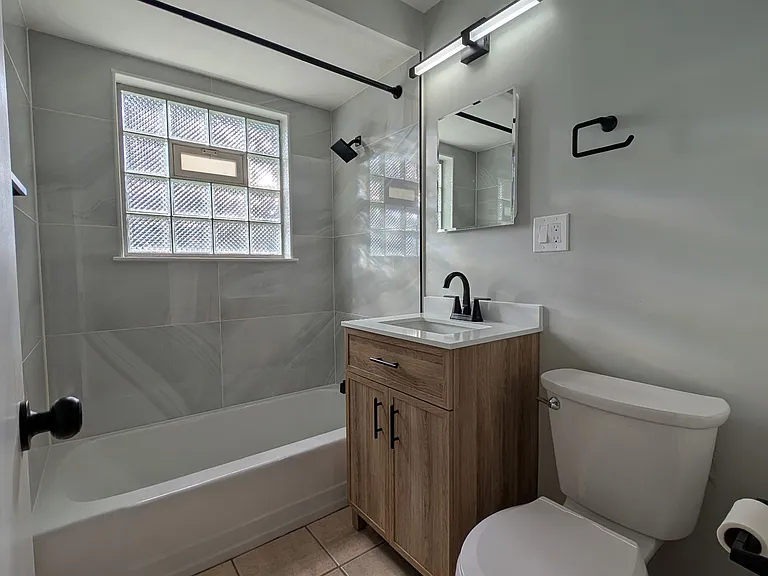 371 Indian Church Rd #2 — Photo 12