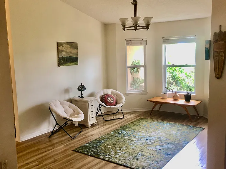 568 Segovia Rd — Photo 12