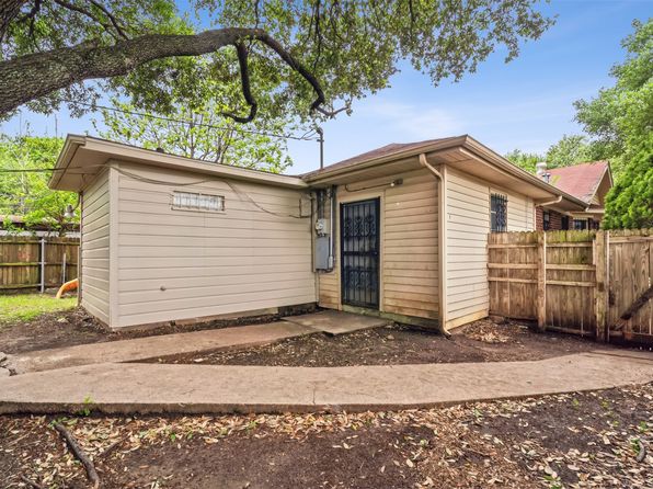 Additional property image - 802 S Montclair Ave, Dallas, TX 75208