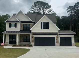 907 Bessie Ct, Loganville, GA 30052