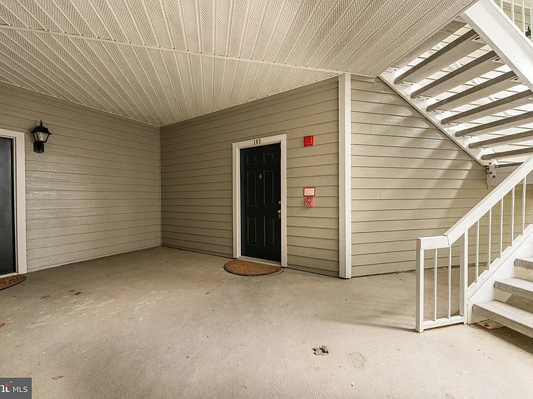4417 Fair Stone Dr #103 — Photo 34