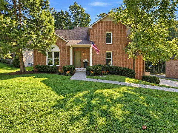 111 Vannoak Dr, Clarksville, TN 37043