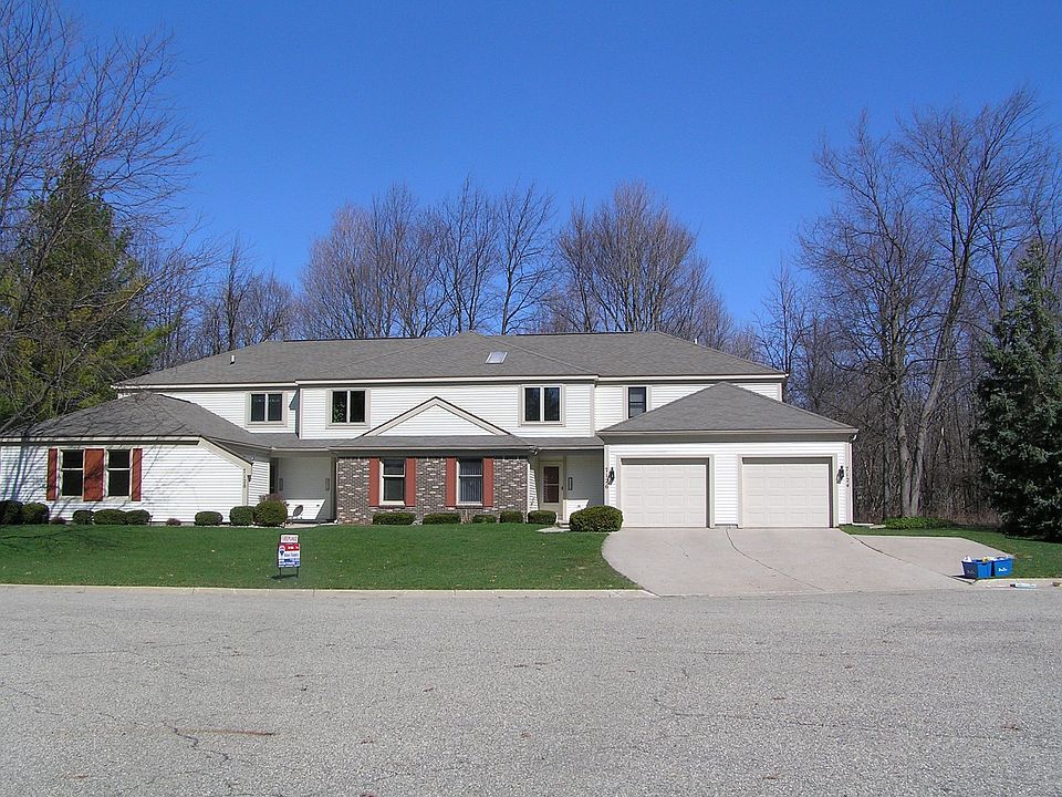 1st image of 7126 Medallion Dr #30