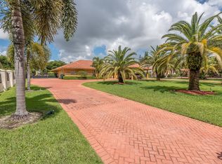 8920 SW 60th Ave, Pinecrest, FL 33156