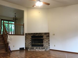 2240 N Skylark Dr, Appleton, WI 54914