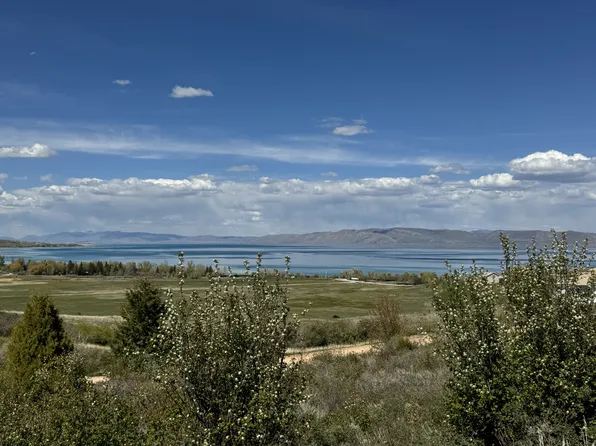 739 W Snowberry Ct, Garden City, UT 84028