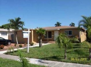 7470 Fillmore St, Hollywood, FL 33024