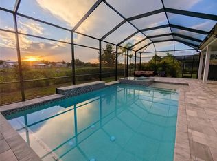 4645 Antrim Dr, Sarasota, FL 34240