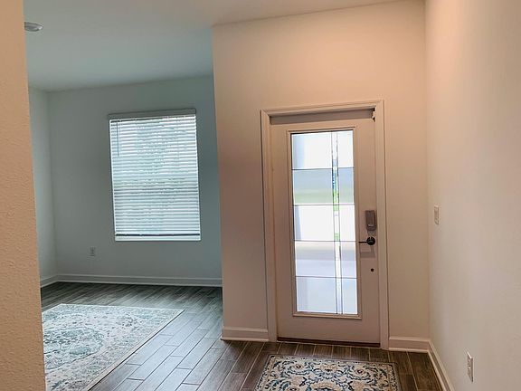 Extra dining room/office space