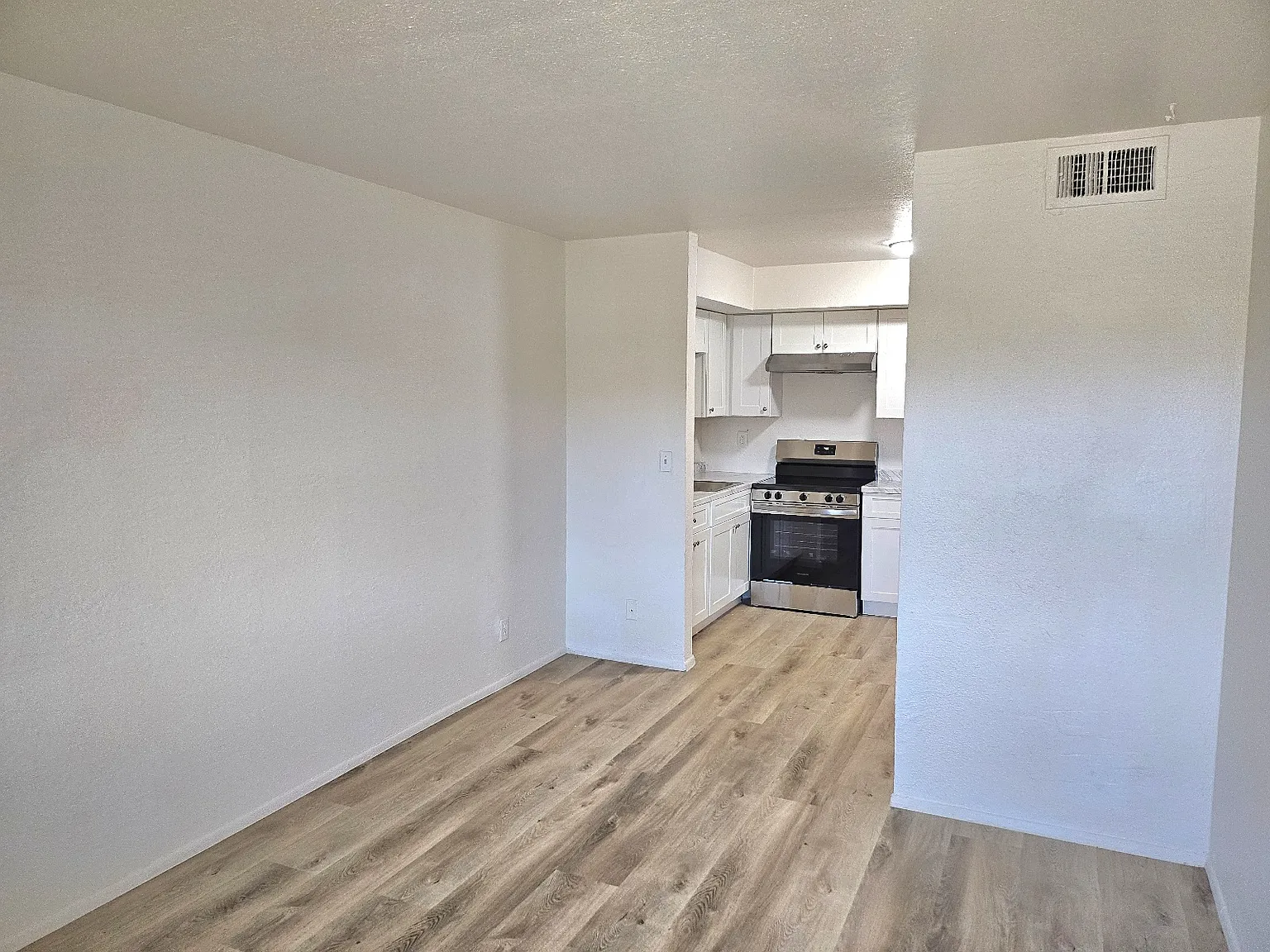 1 bed, 630 sqft, $795 — Photo 3