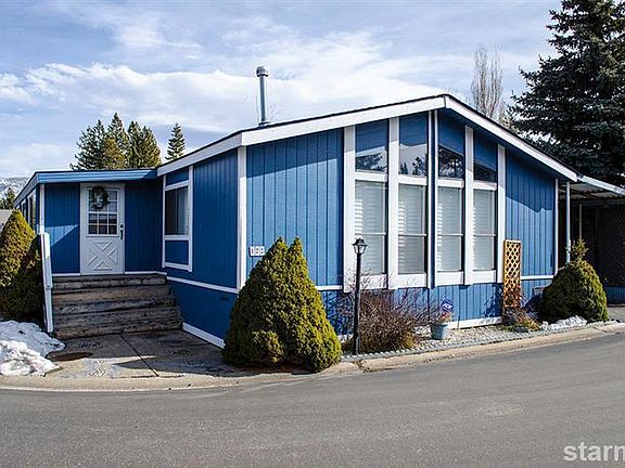 Sunroom for storage on left