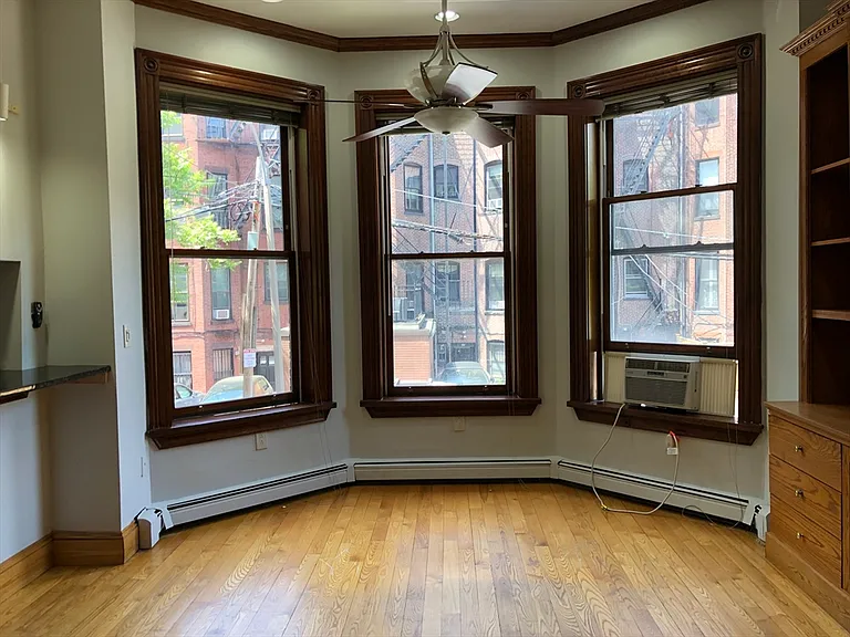 393 Marlborough St #2 — Photo 2