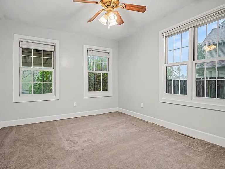 134 Goshen Ave — Photo 4