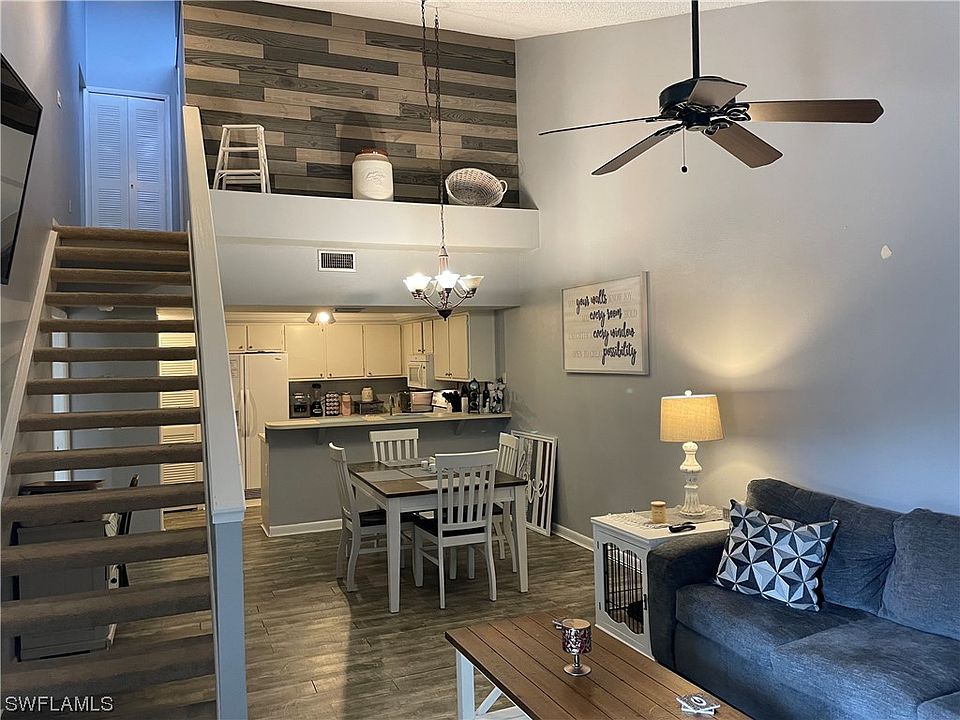 1st image of 12935 Meadowood Ct